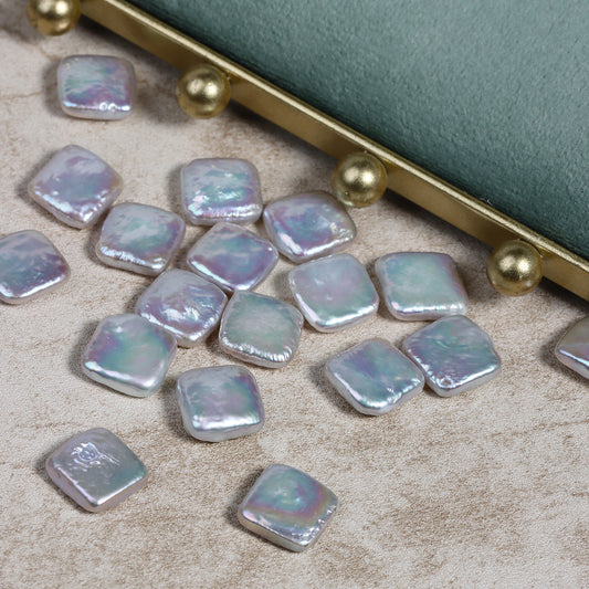 Mixed baroque square pearls near golden beaded edge