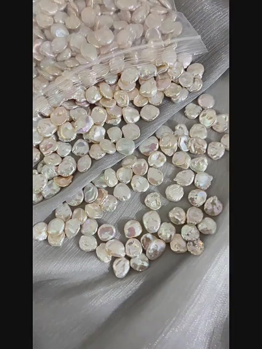 Baroque petal pearls displayed on velvet background – 12–13mm
