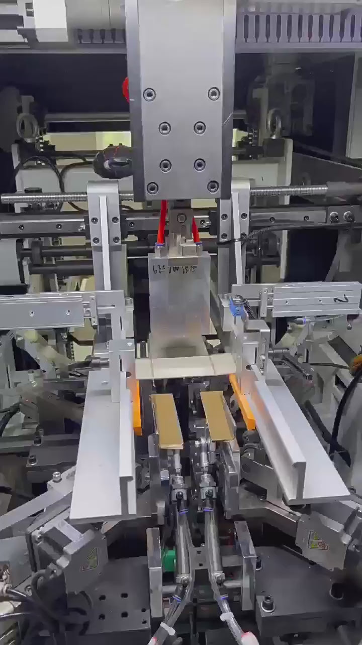 Jewelry drawer gift box, which can hold necklaces, rings, and earrings. Video of the making machine of the box